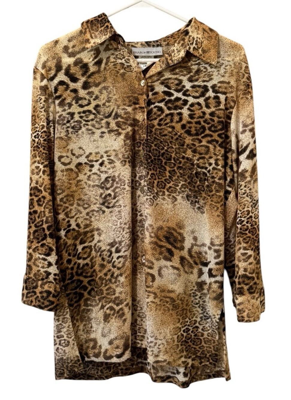 Sharon Young Women Size 10 Long Sleeve Button Down Lightweight Blouse‎ Vintage